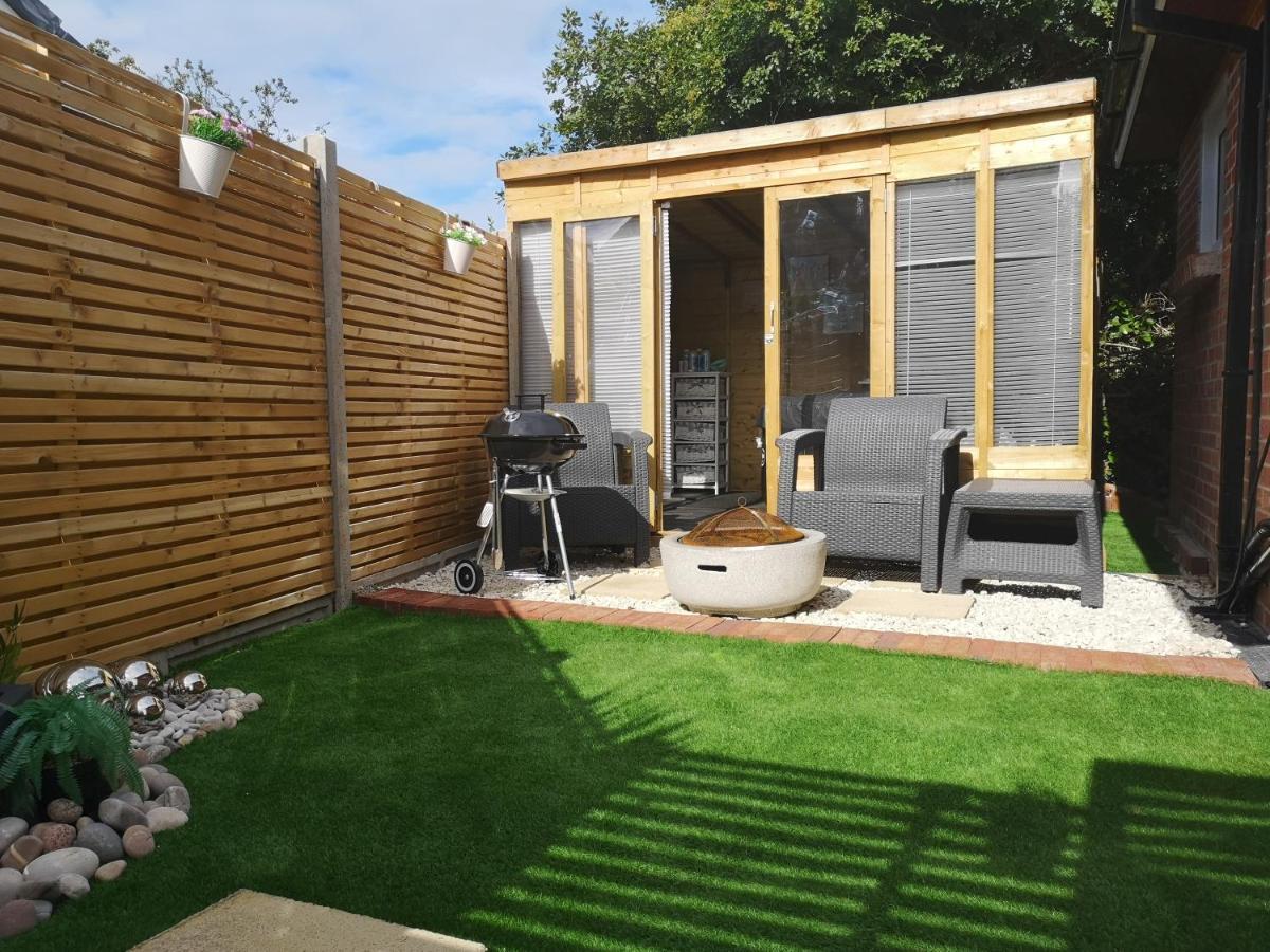 Grove Lodge Pembrokeshire Milford Haven Exteriör bild
